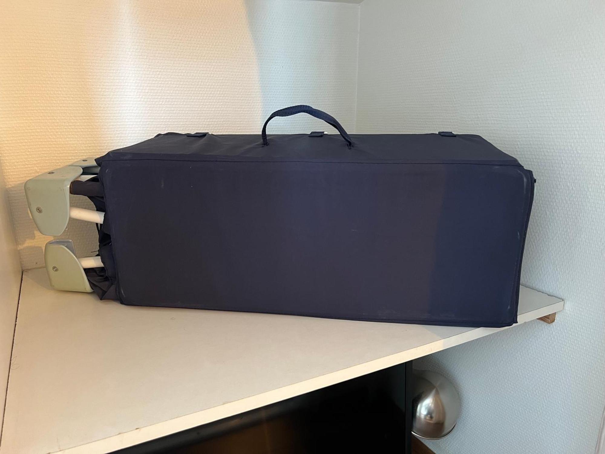 Le Fleuri - Reims - Wifi Gratuit - Quartier Calme Apartment Luaran gambar